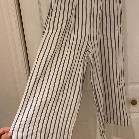 Crop jumpsuit - Picture 2 of 3